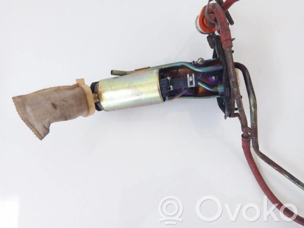 Bomba interna de combustible