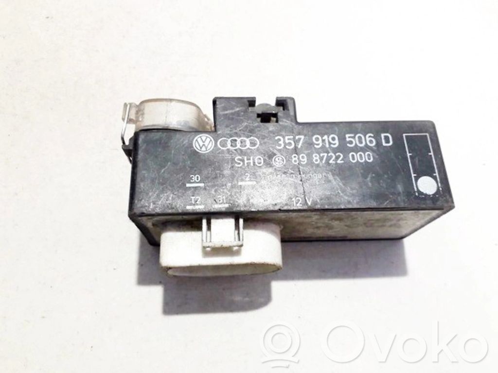 Volkswagen Golf III Coolant fan relay 