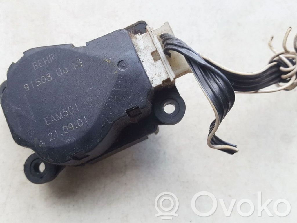 Peugeot 307 Moteur / actionneur de volet de climatisation 
