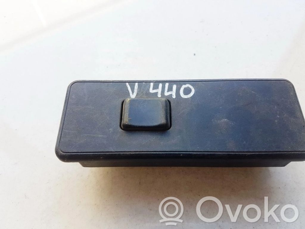 Volvo 440 Electric window control switch 