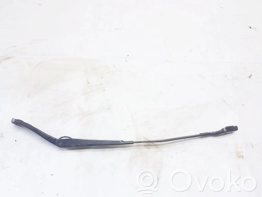 Volvo V70 Braccio della spazzola tergicristallo anteriore 