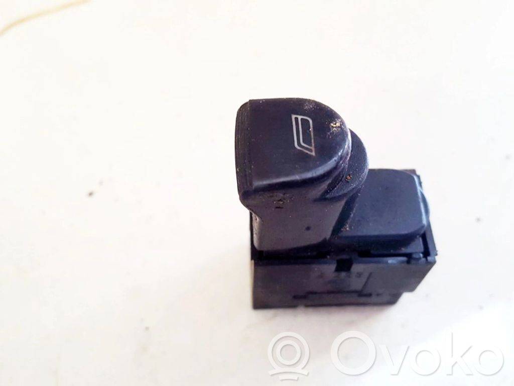 Interruptor del elevalunas eléctrico   A223,A223