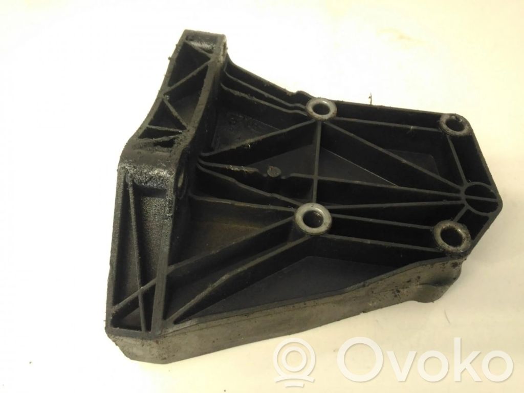 BMW 5 E60 E61 Halterung Lager Motor 