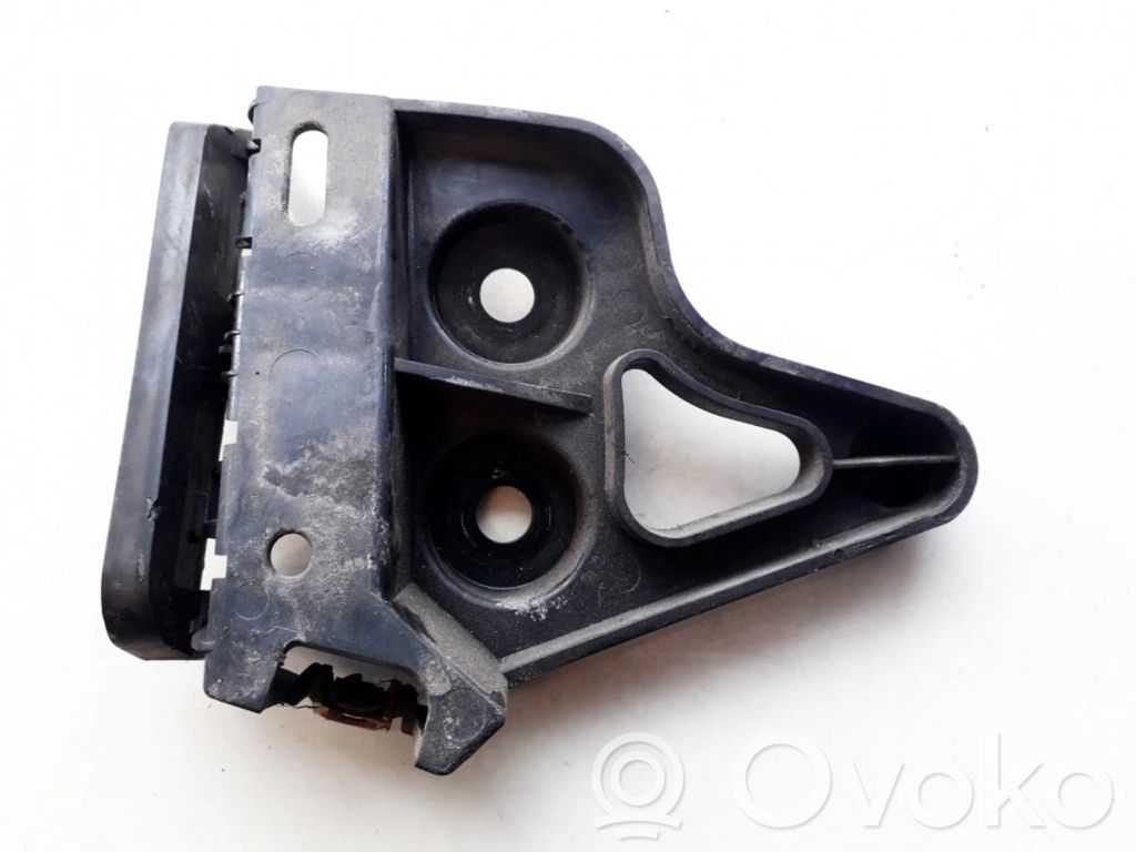 Rear bumper mounting bracket   51127127718,7275841,51127127718,7275841