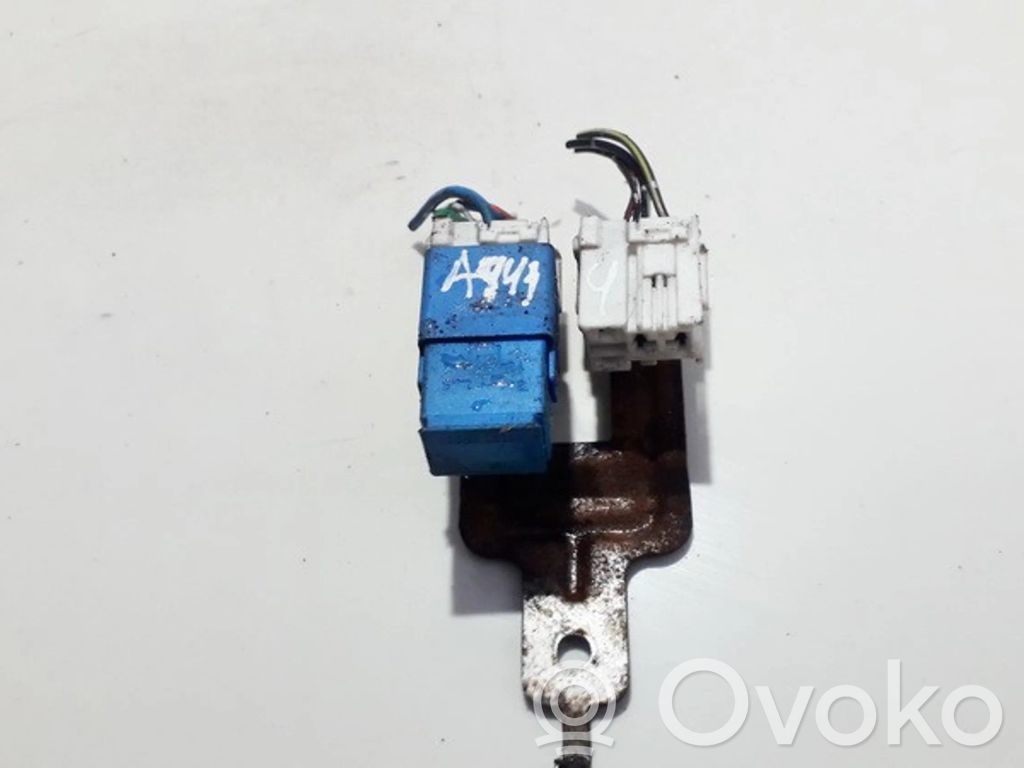 Nissan Almera N16 Altri relè