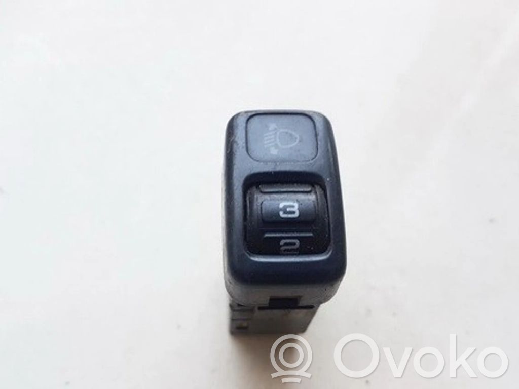 Headlight level height control switch   4Y02,4Y02