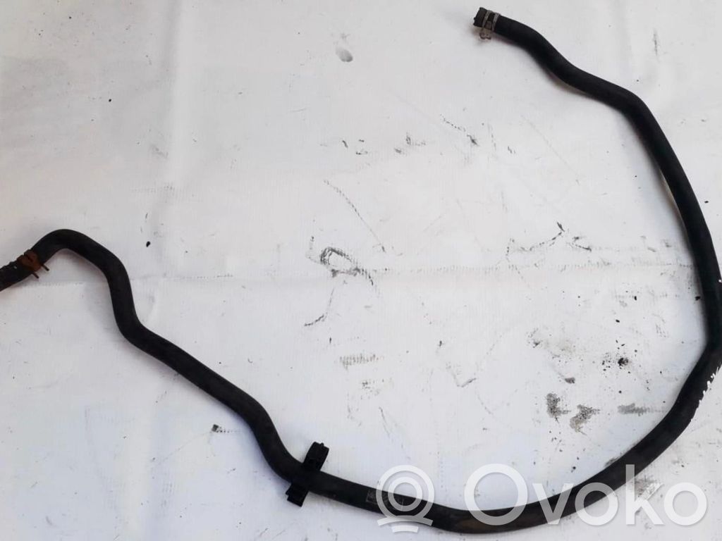 Ford Focus Tubo flessibile del liquido di raffreddamento del motore 