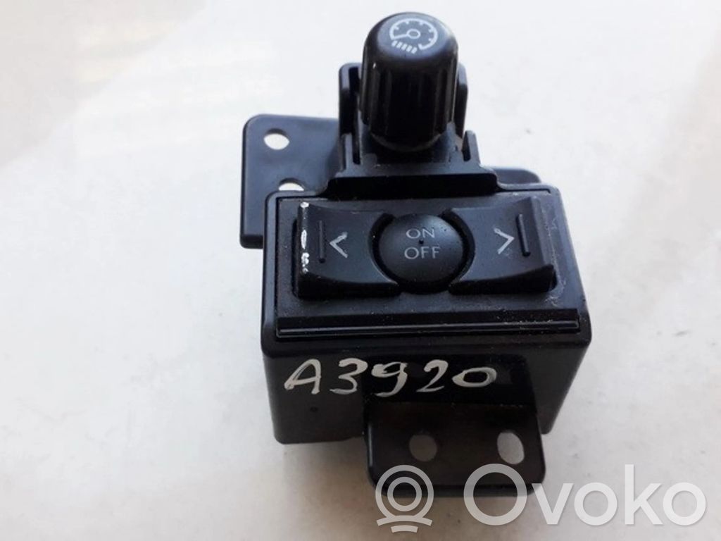 Lexus IS 220D-250-350 Interruttore di regolazione dell’illuminazione del quadro