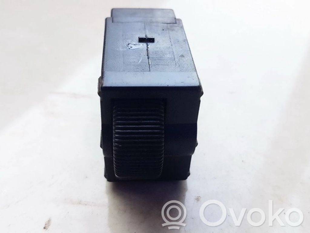 Mitsubishi Carisma Comutator lumini bord 