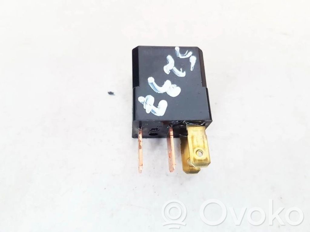 Sonstige Relais   ACM33221,UM4667730,ACM33221,UM4667730