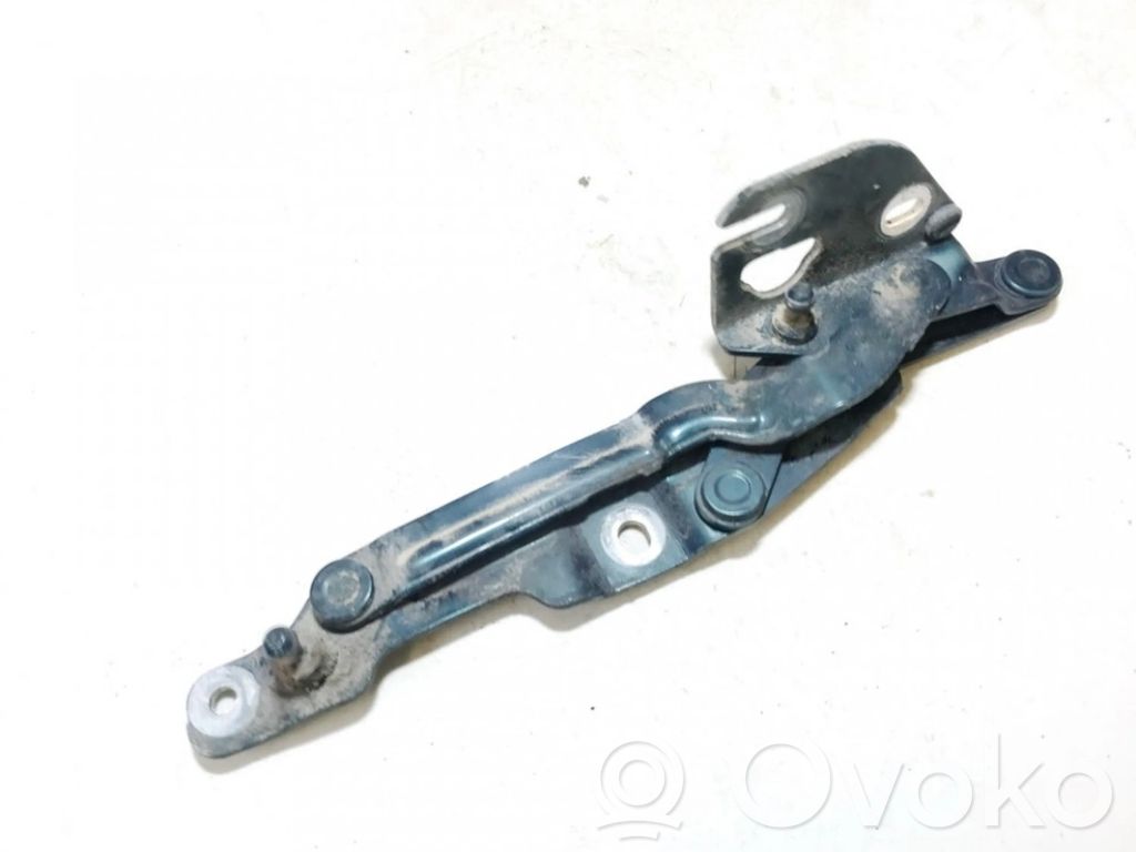 Audi A4 S4 B5 8D Tailgate/trunk/boot hinge 