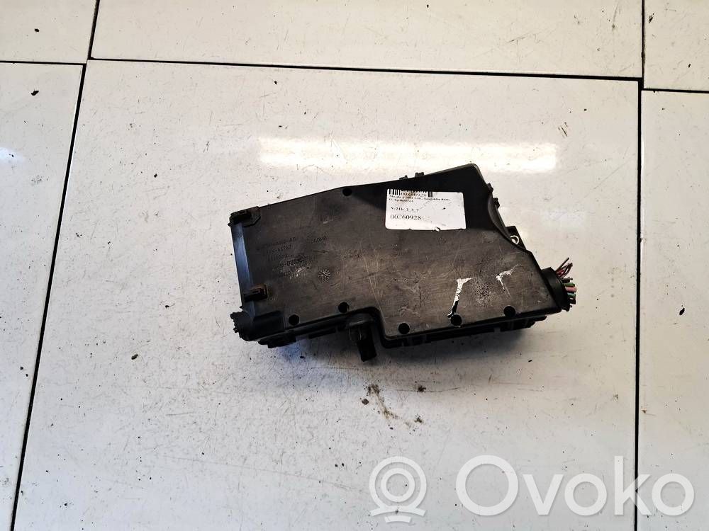 Mazda 3 I Set scatola dei fusibili 