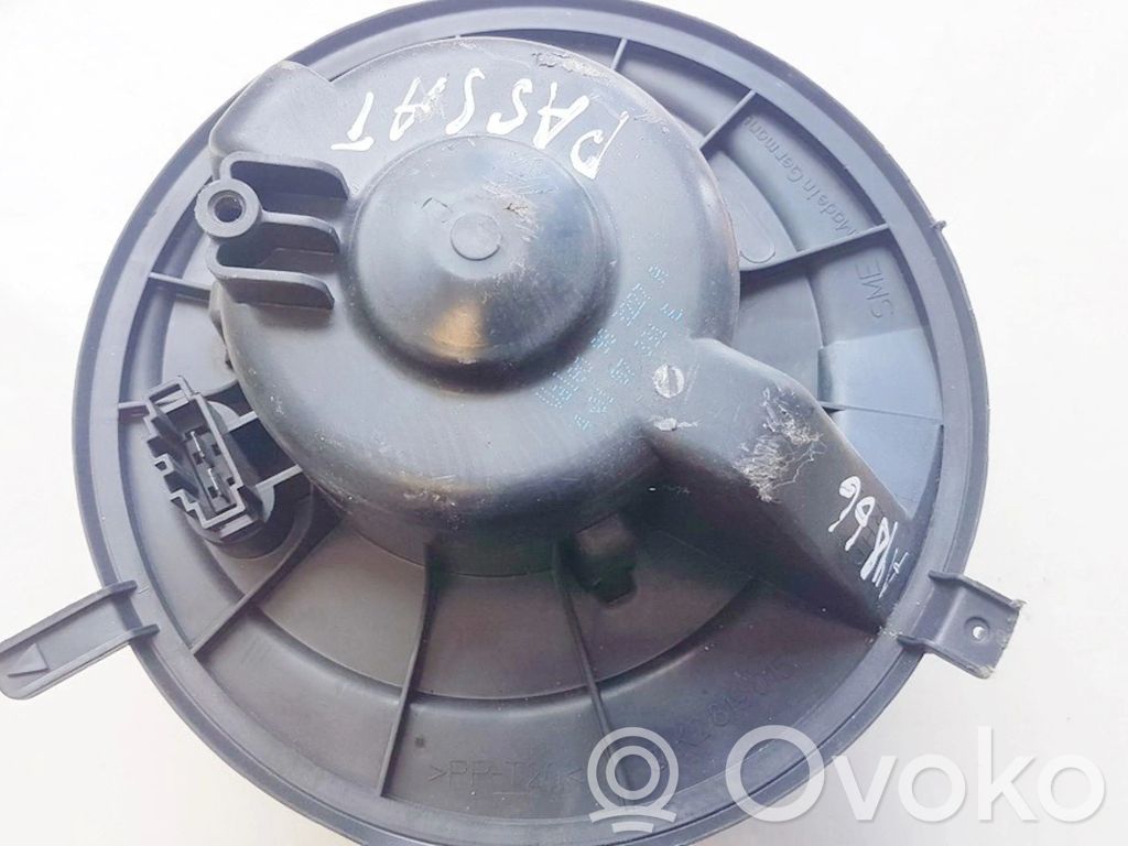 Volkswagen PASSAT B6 Ventola riscaldamento/ventilatore abitacolo 