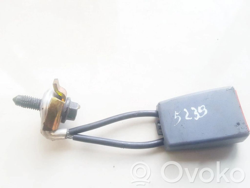 Citroen C5 Gurtschloss hinten 