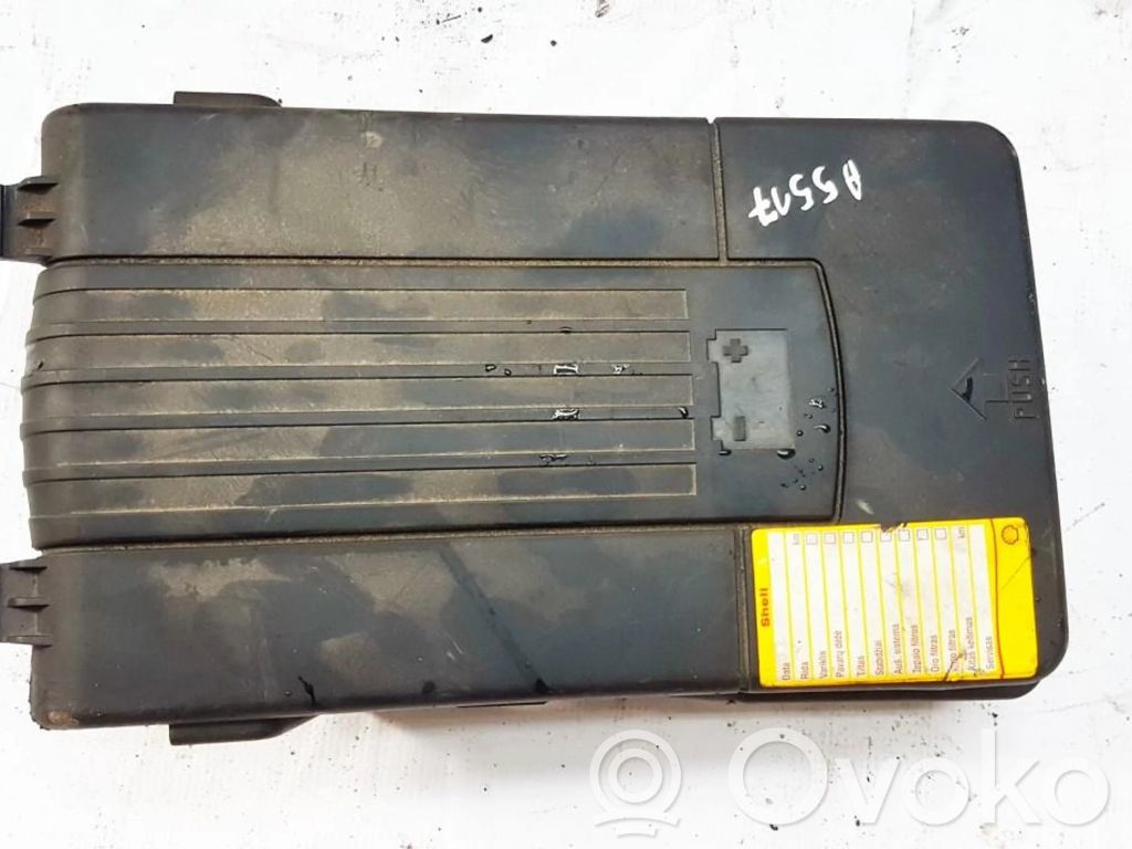 Skoda Octavia Mk2 (1Z) Capac cutie baterie