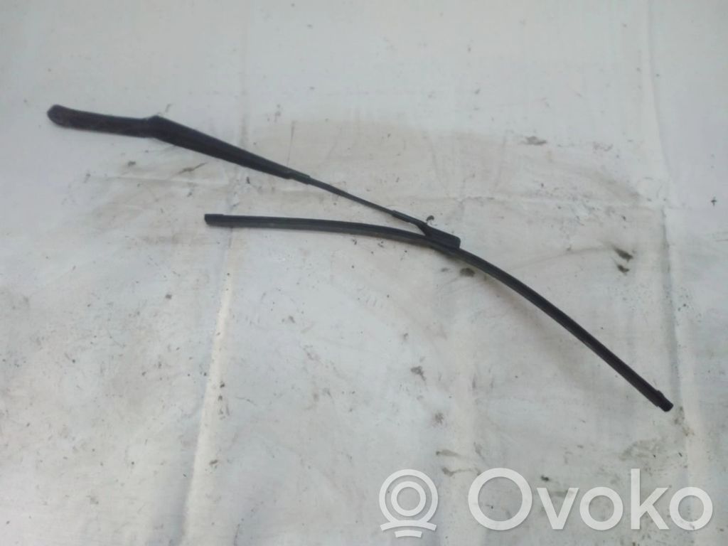 Opel Astra J Wischerarm vorne 