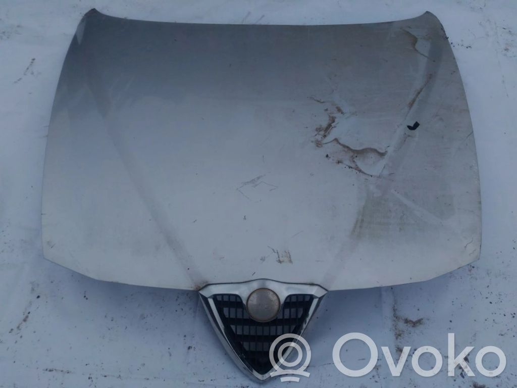 Alfa Romeo 156 Konepelti 