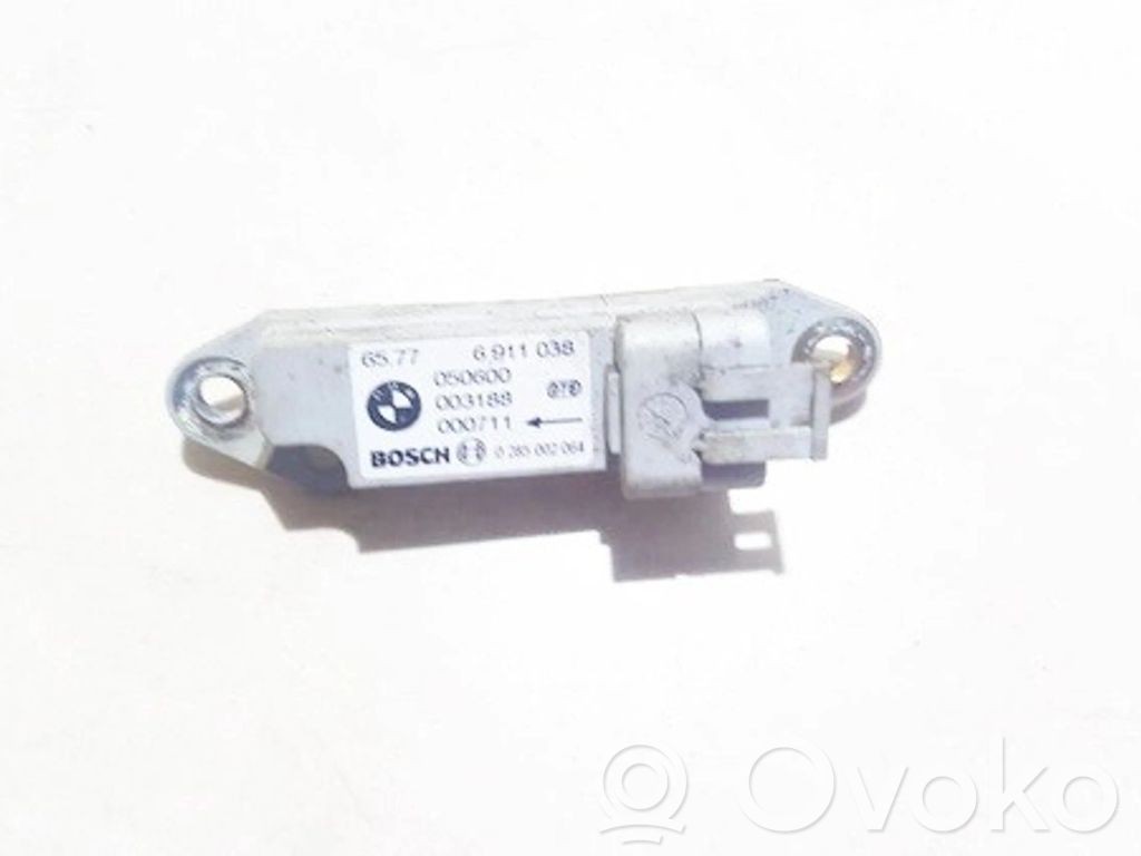 Sensor impacto/accidente para activar Airbag   65776911038,0285002064,65776911038