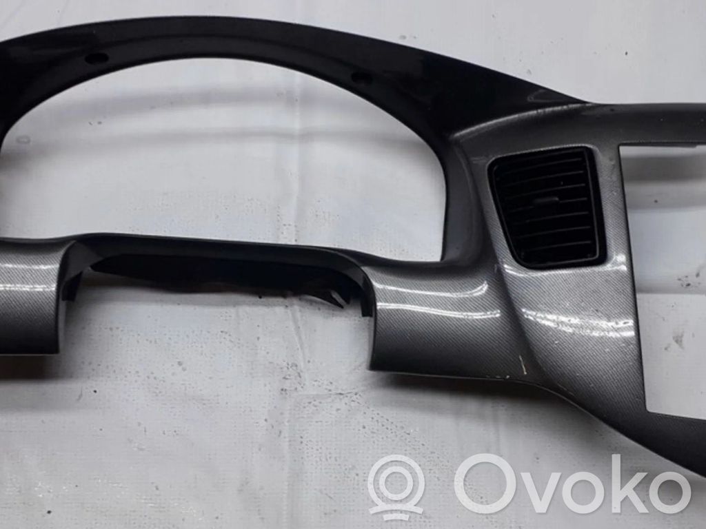 Mazda MPV Altra parte interiore 