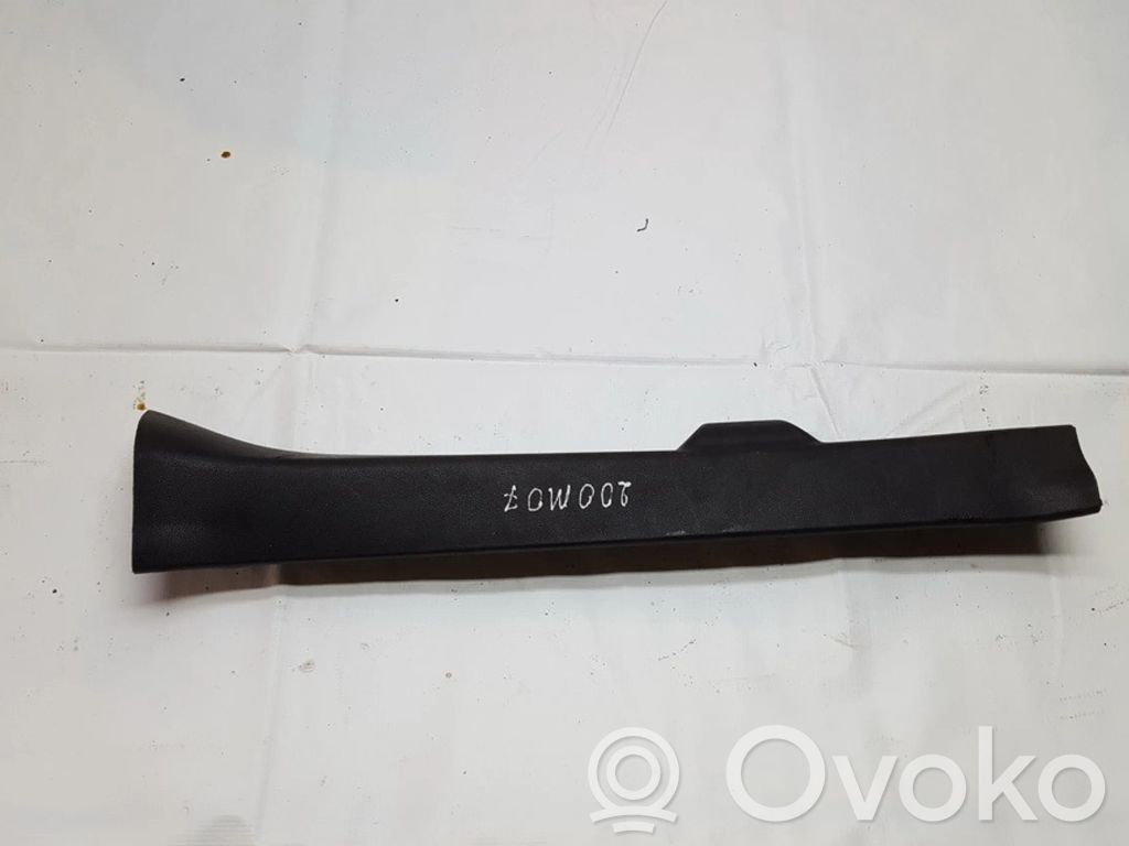 Mazda 2 Otros repuestos del interior 