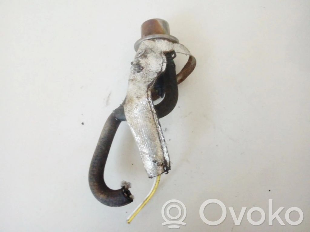Mercedes-Benz E W212 Sensor de presión de combustible 