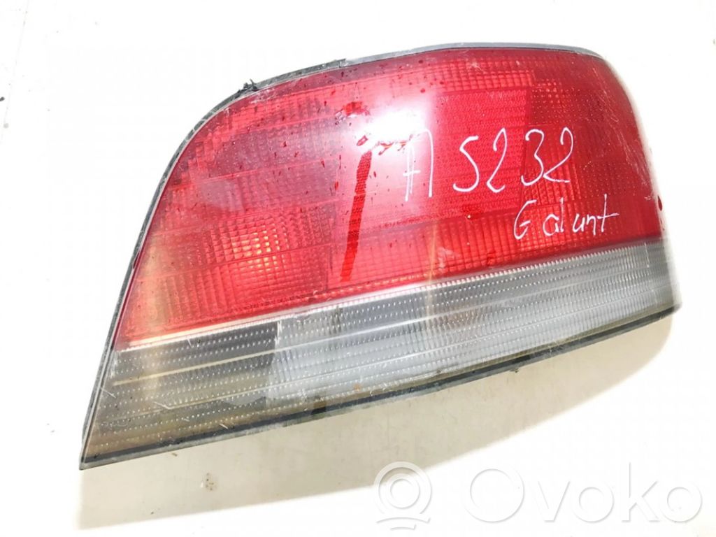 Mitsubishi Galant Feux arrière / postérieurs