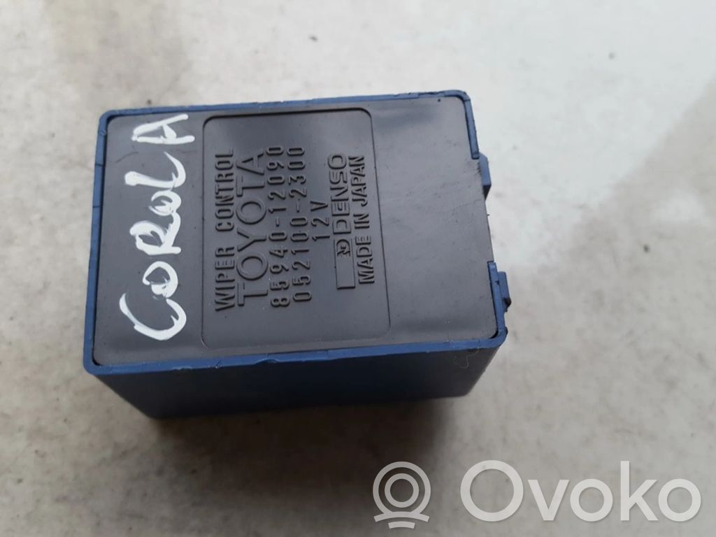 Toyota Corolla E110 Relais d'essuie-glace 