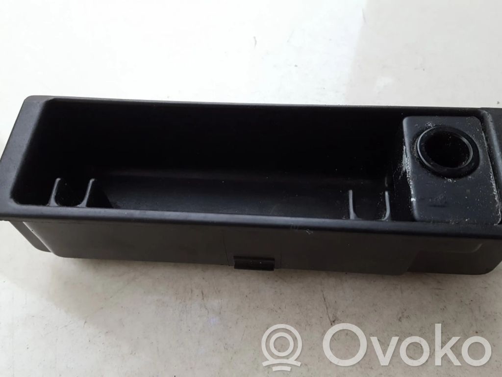 Car ashtray   51168229175,511682291759,511682291759,511682291759,51168229175