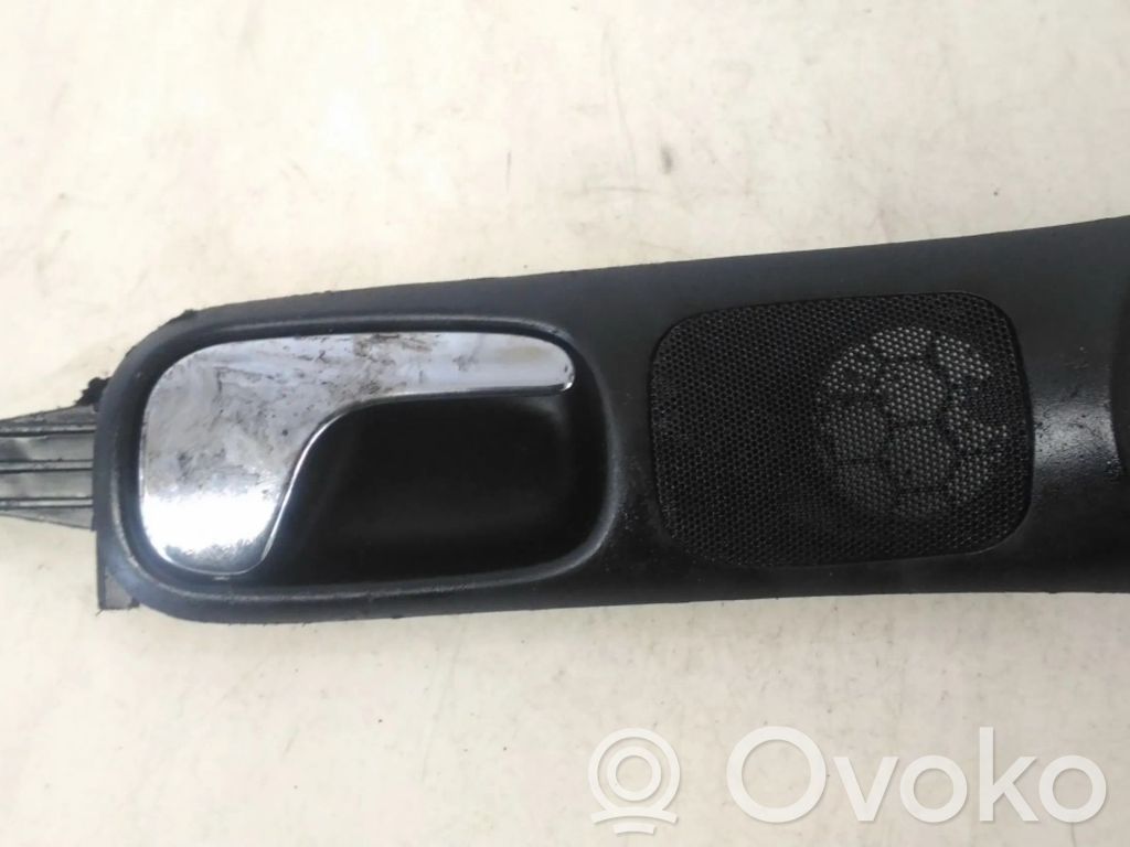 Manecilla externa puerta delantera   8D0837020,8D0837020