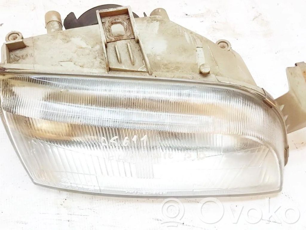 Fiat Punto (176) Scheinwerfer 