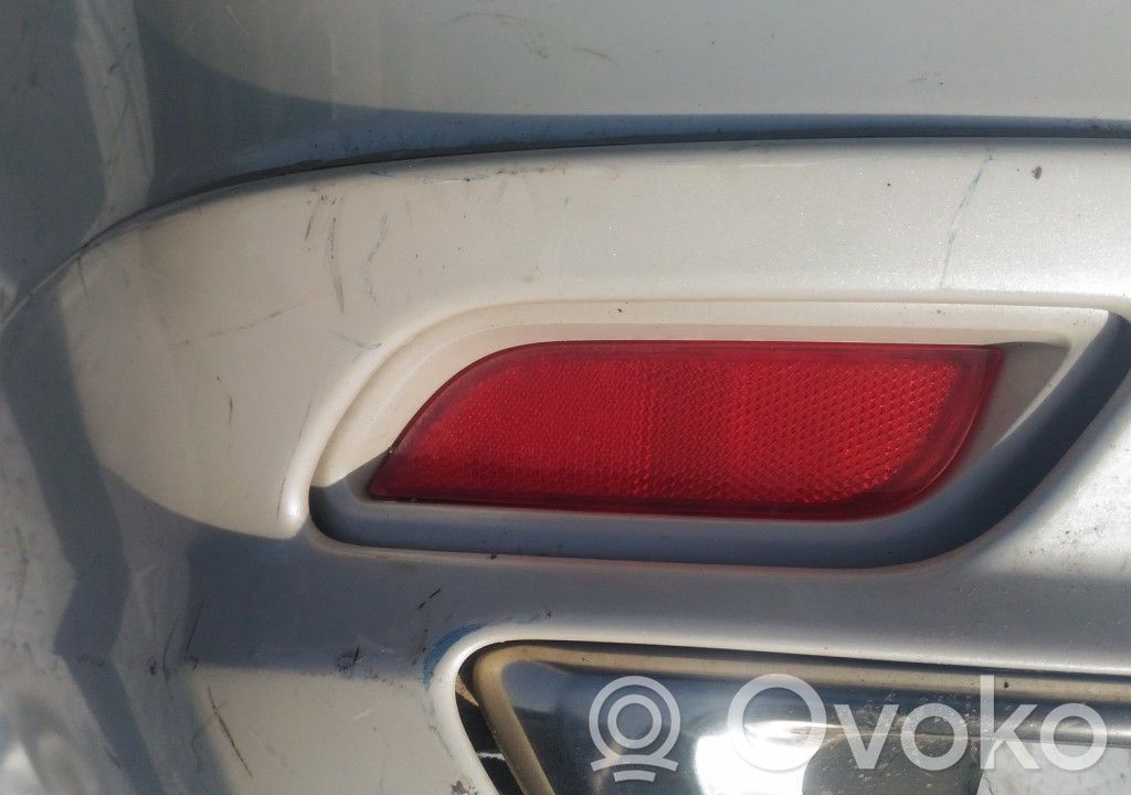 Subaru Legacy Réflecteur de feu arrière