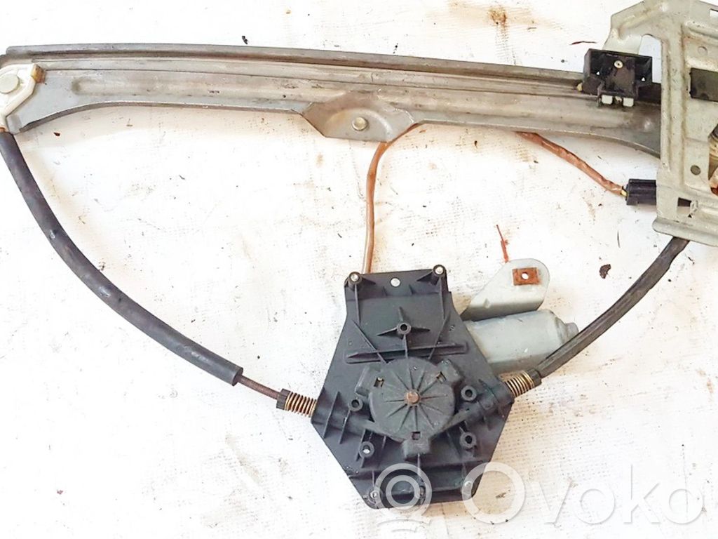 Chrysler PT Cruiser Motor del regulador de la ventanilla de la puerta delantera