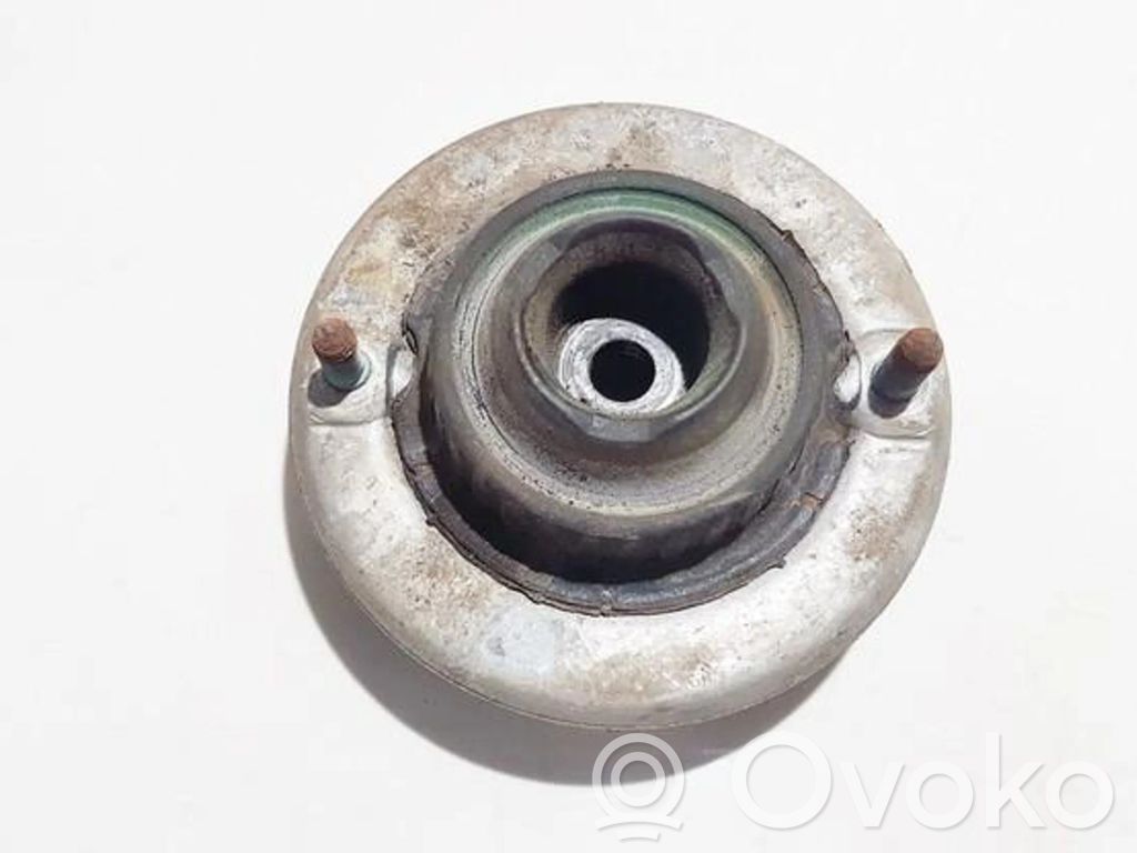 Volkswagen PASSAT B5 Supporto di montaggio della molla elicoidale 