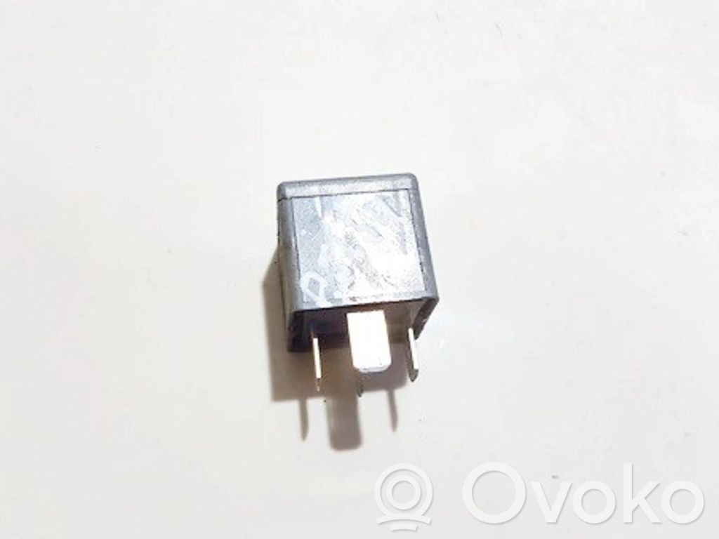 Audi A6 S6 C5 4B Otros relés 