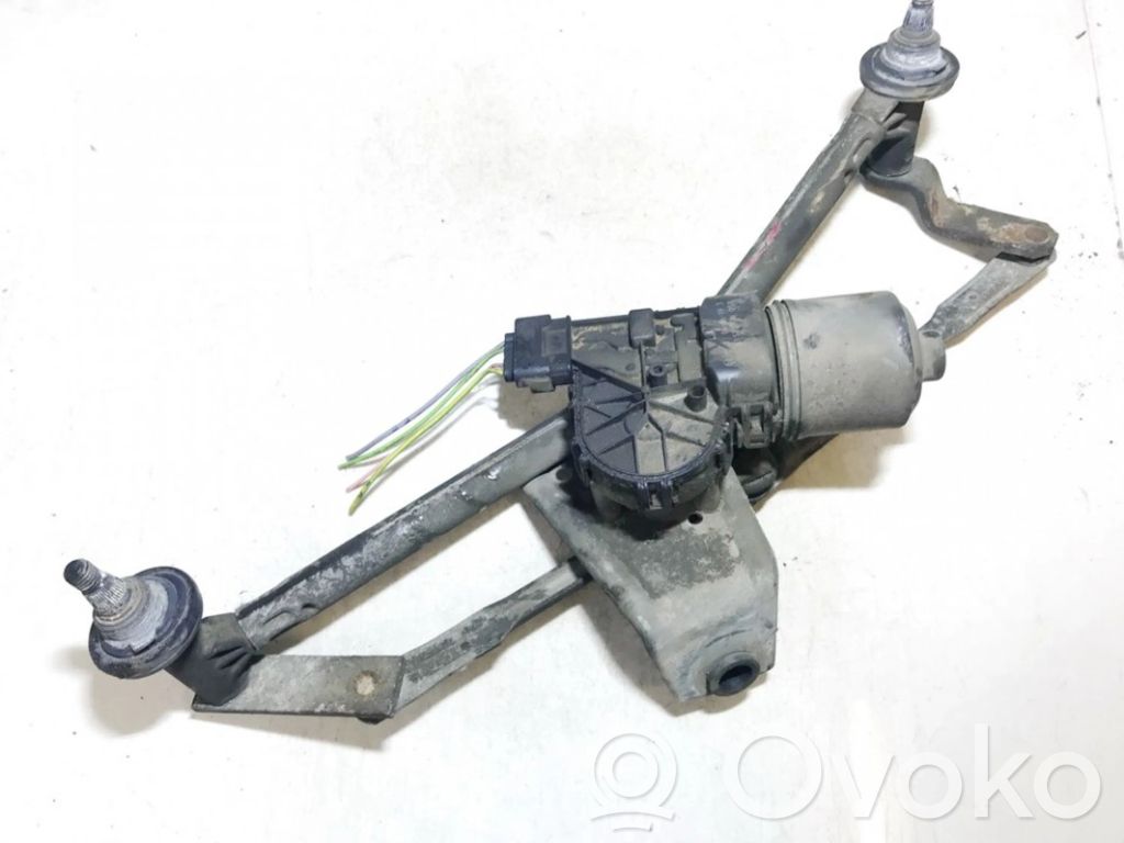 Peugeot 206 Tringlerie et moteur d'essuie-glace avant 