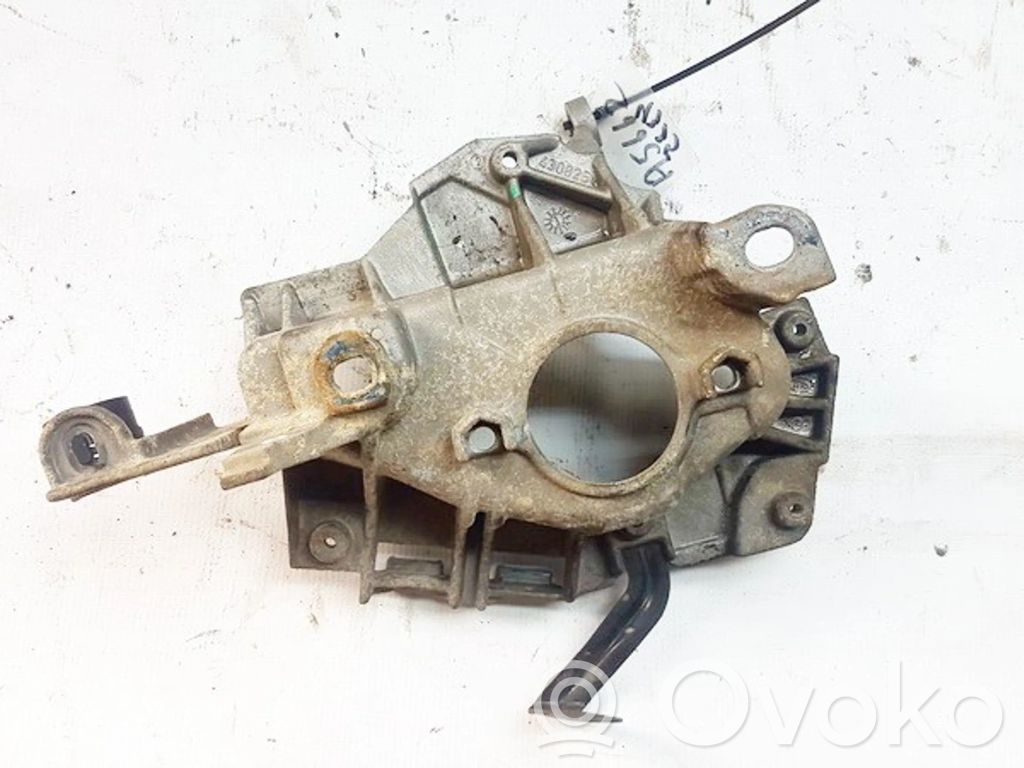 Renault Kangoo I Engine mounting bracket 