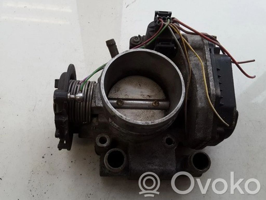 Audi A4 S4 B5 8D Valvola a farfalla 