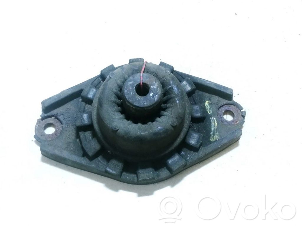 Nissan Almera Tino Piesă superioară arc