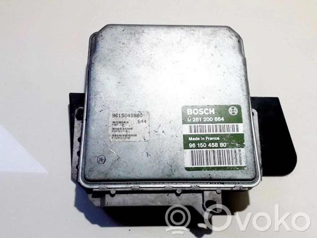 Unidad de control/módulo del motor   9615045880,0261200664,9615045880