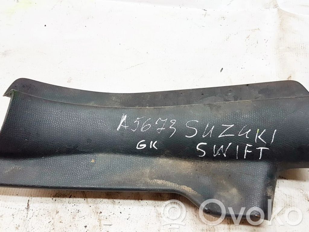 Suzuki Swift I Copertura del rivestimento del sottoporta posteriore