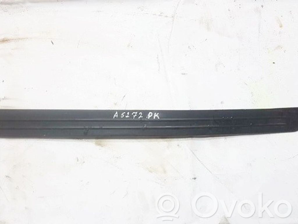 Subaru Legacy Copertura del rivestimento del sottoporta anteriore 