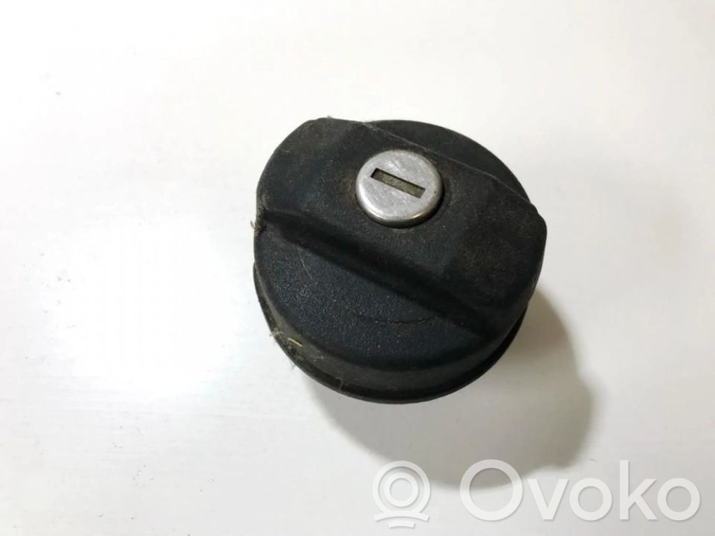 Volkswagen Golf III Tappo del serbatoio del carburante