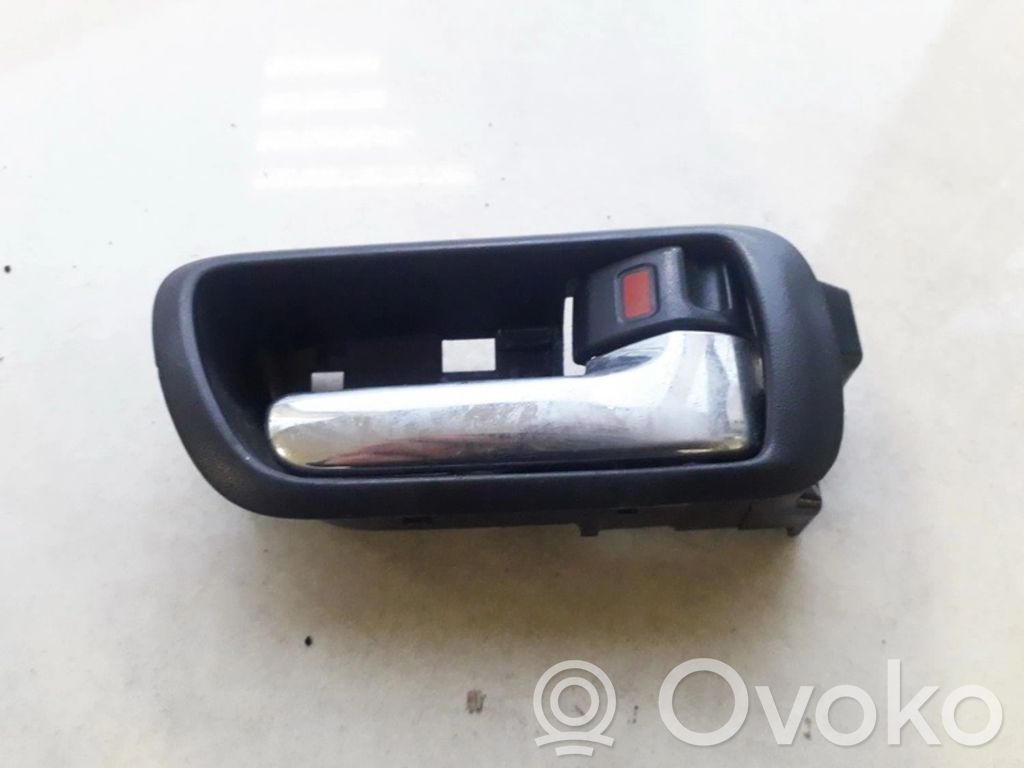 Manecilla interna puerta delantera   692050F010,692050F010,692050F010,692050F010
