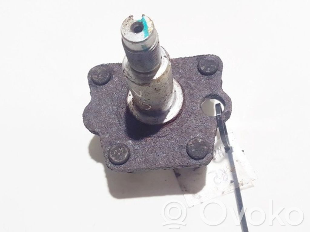 Chevrolet Tacuma Fus roată spate 