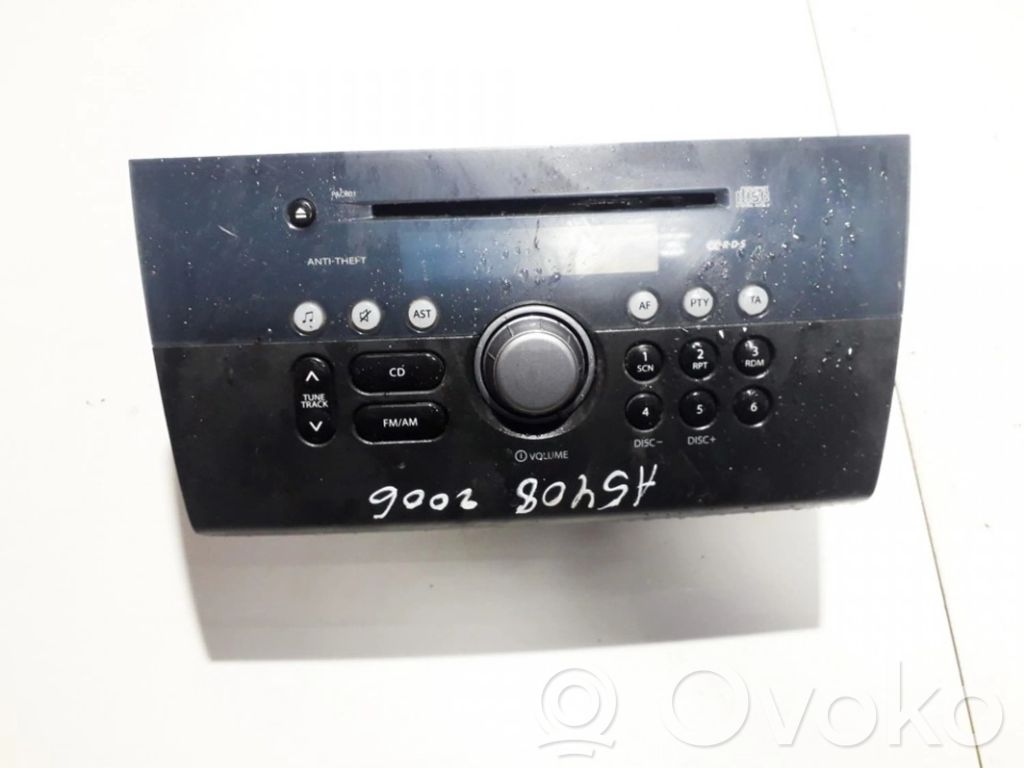 Suzuki Swift I Radio / CD-Player / DVD-Player / Navigation 