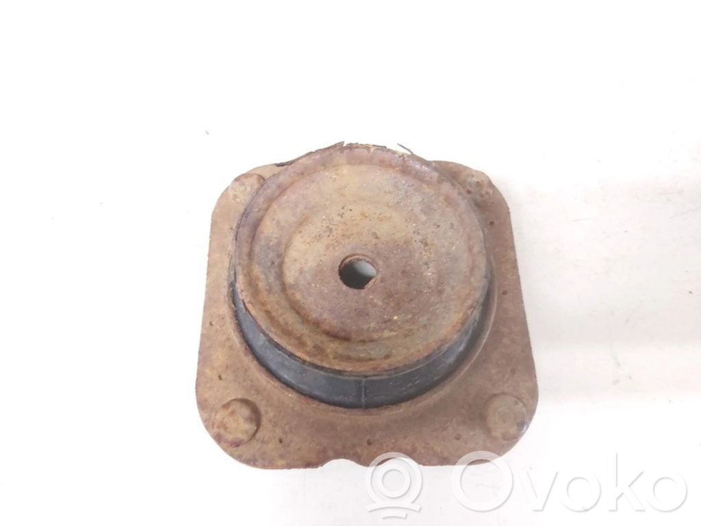 Ford Probe Flanșă fixare amortizor față 
