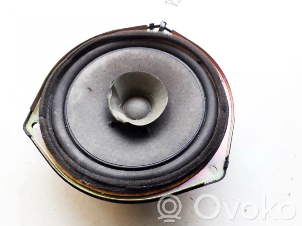 Altavoz de la puerta delantera   D35066960,D35066960