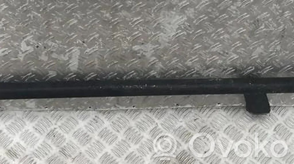 Volkswagen Golf III Binario barra tetto 