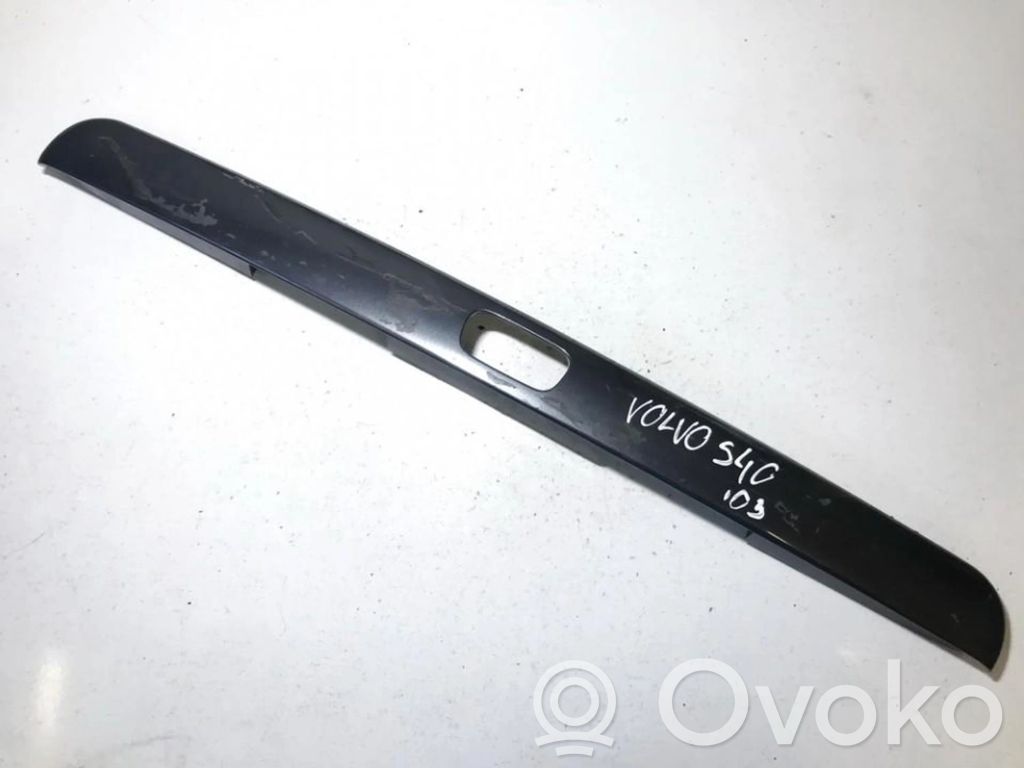 Volvo S40, V40 Éclairage de plaque d'immatriculation