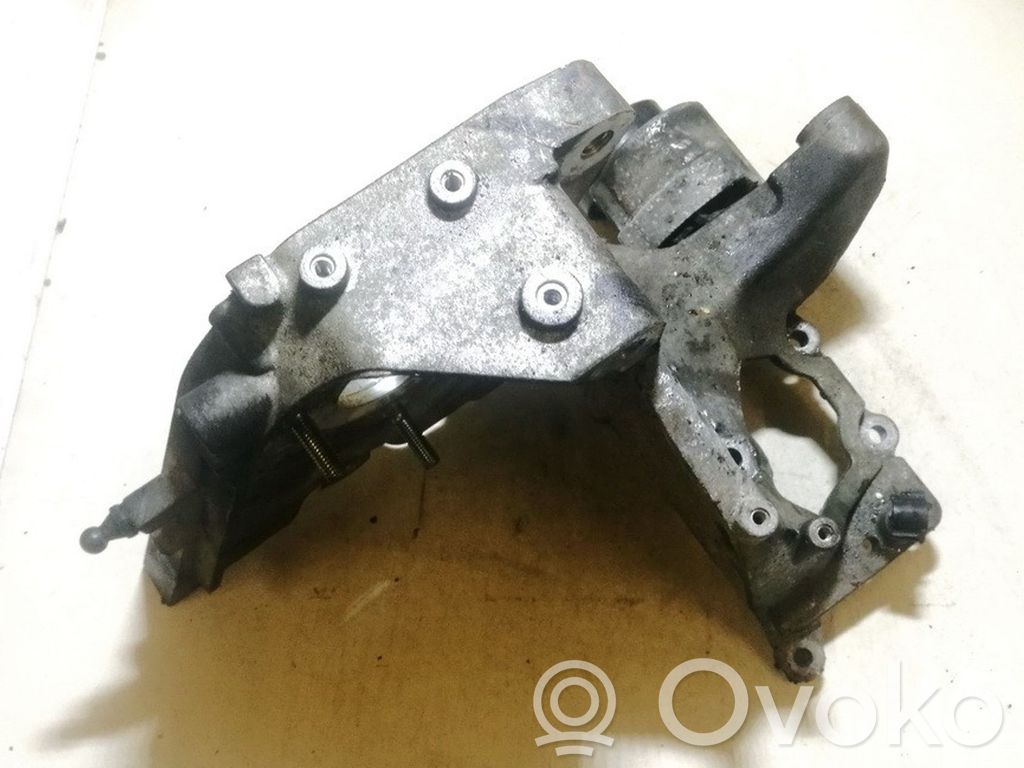 Alfa Romeo Giulietta Supporto di montaggio del motore (usato)
